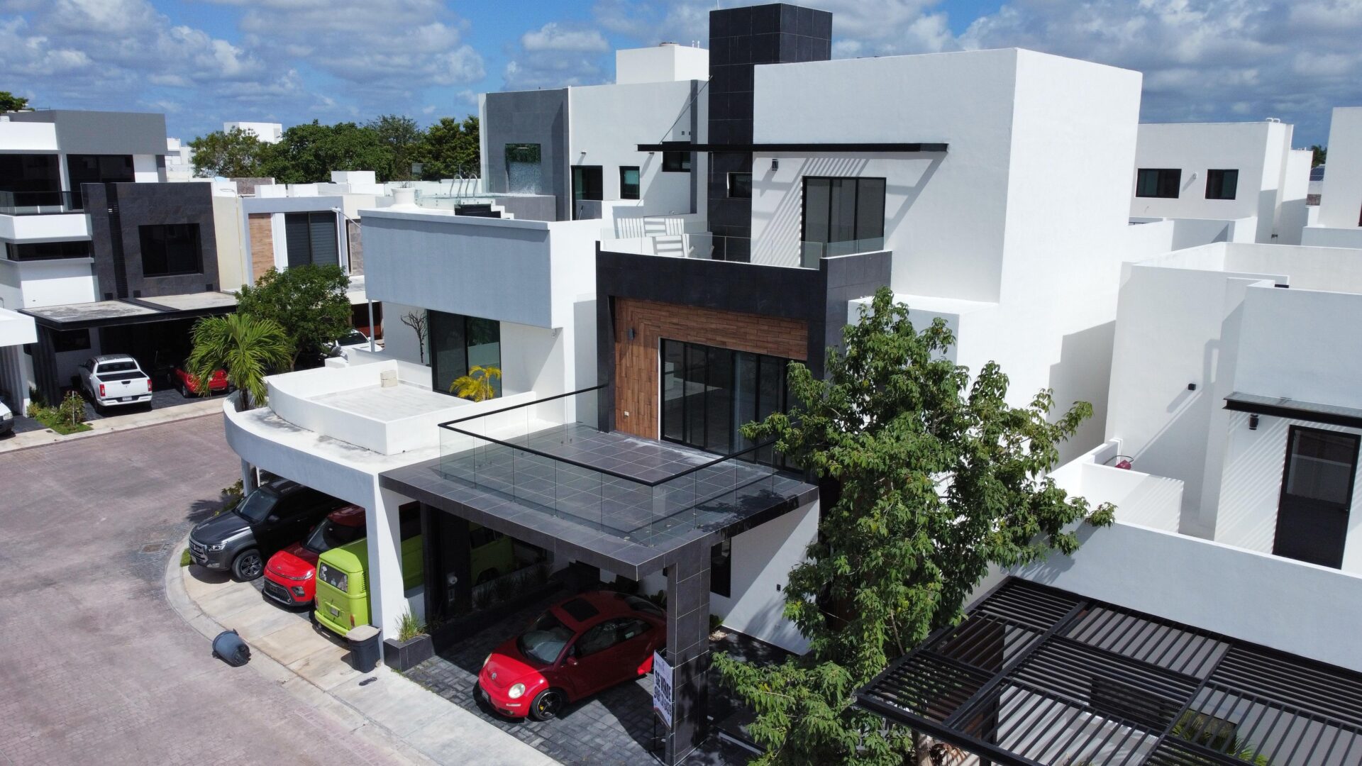 Casa en renta en Aqua by Cumbres, Cancún | 4 recámaras + alberca