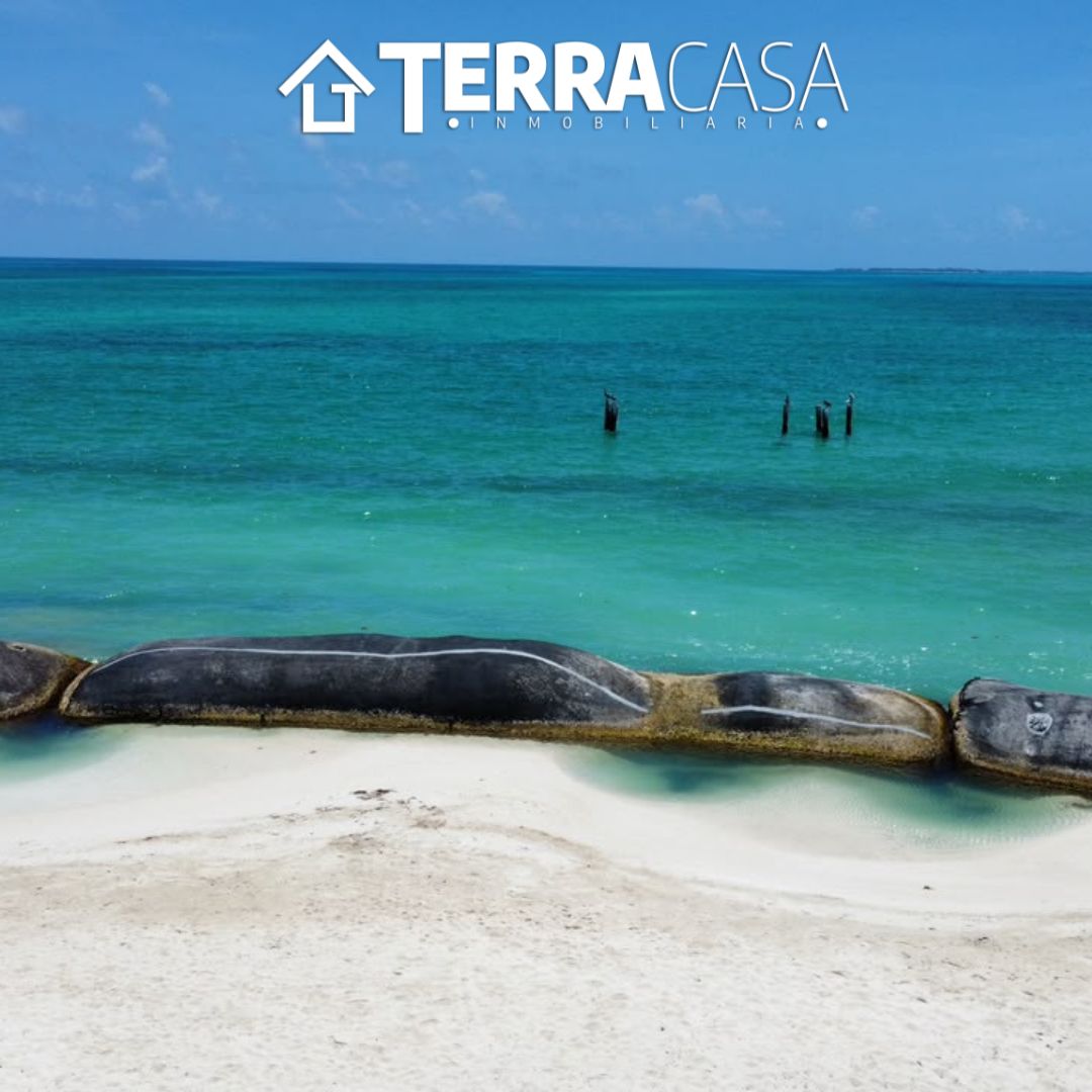 TERRENO FRENTE AL MAR EN VENTA