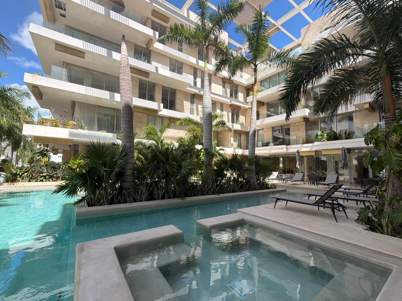 DEPARTAMENTO AMUEBLADO EN RENTA -  ALBA PUERTO CANCÚN